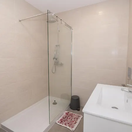 2 Bedroom By Innkeeper