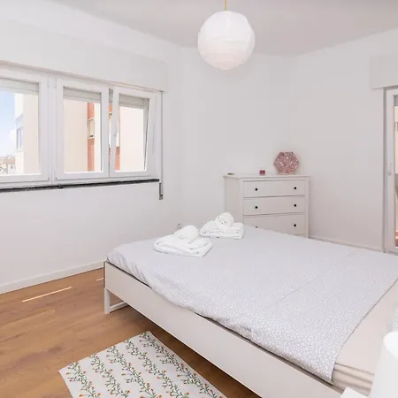 2 Bedroom By Innkeeper Apartment